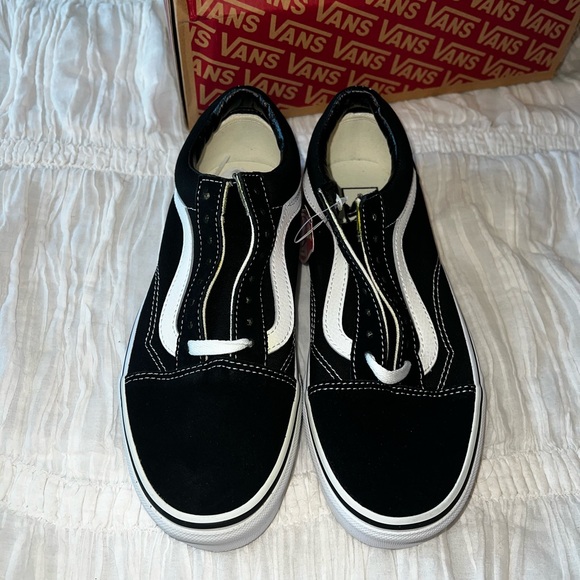 Old Skool Vans, Original Black and White - Picture 2 of 3